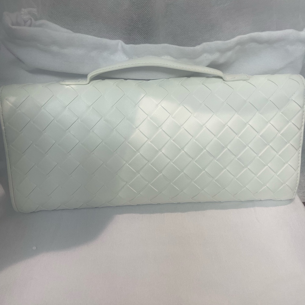 🔥Bottega veneta 😍 andiamo clutch Matcha Vegan leather - Picture 9 of 11